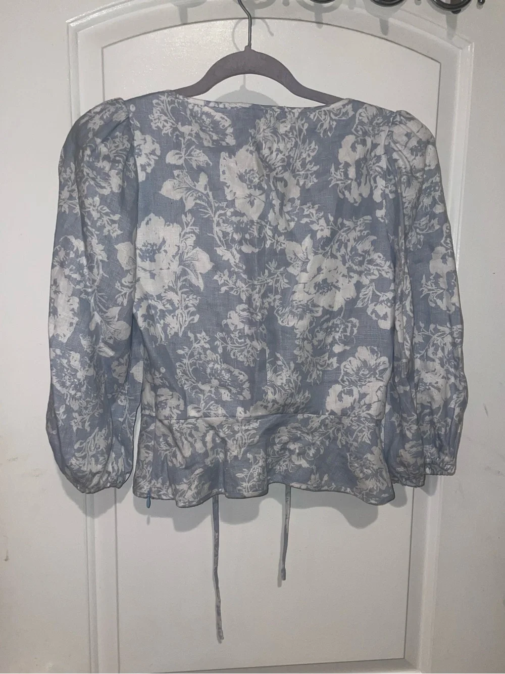 New! Reformation Barrett Linen Lace-Up Floral Top in Blue & White 🩵 Size 6